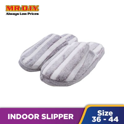 (MR.DIY) Indoor Wool Slipper